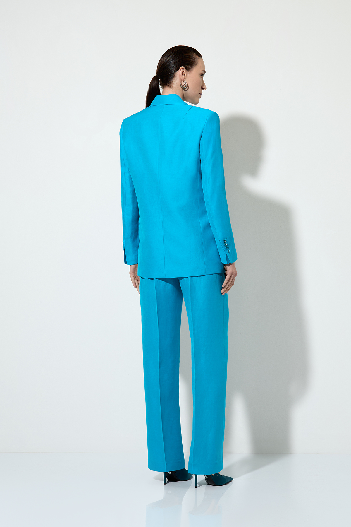 Half-linen jacket , пол female, цвет голубой, фото №4