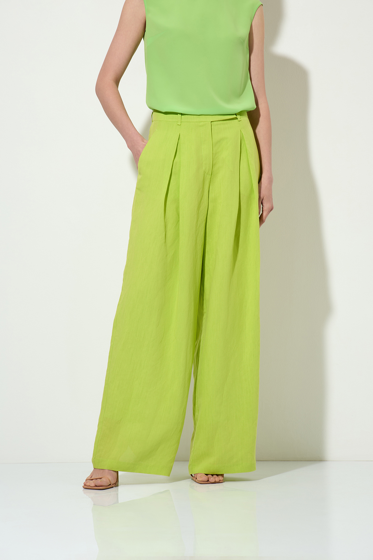 Half-linen trousers VASSA&Co, пол female, цвет зеленый, фото №3