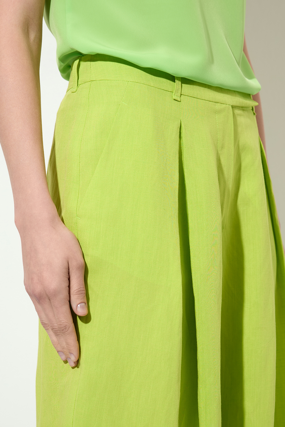 Half-linen trousers VASSA&Co, пол female, цвет зеленый, фото №4