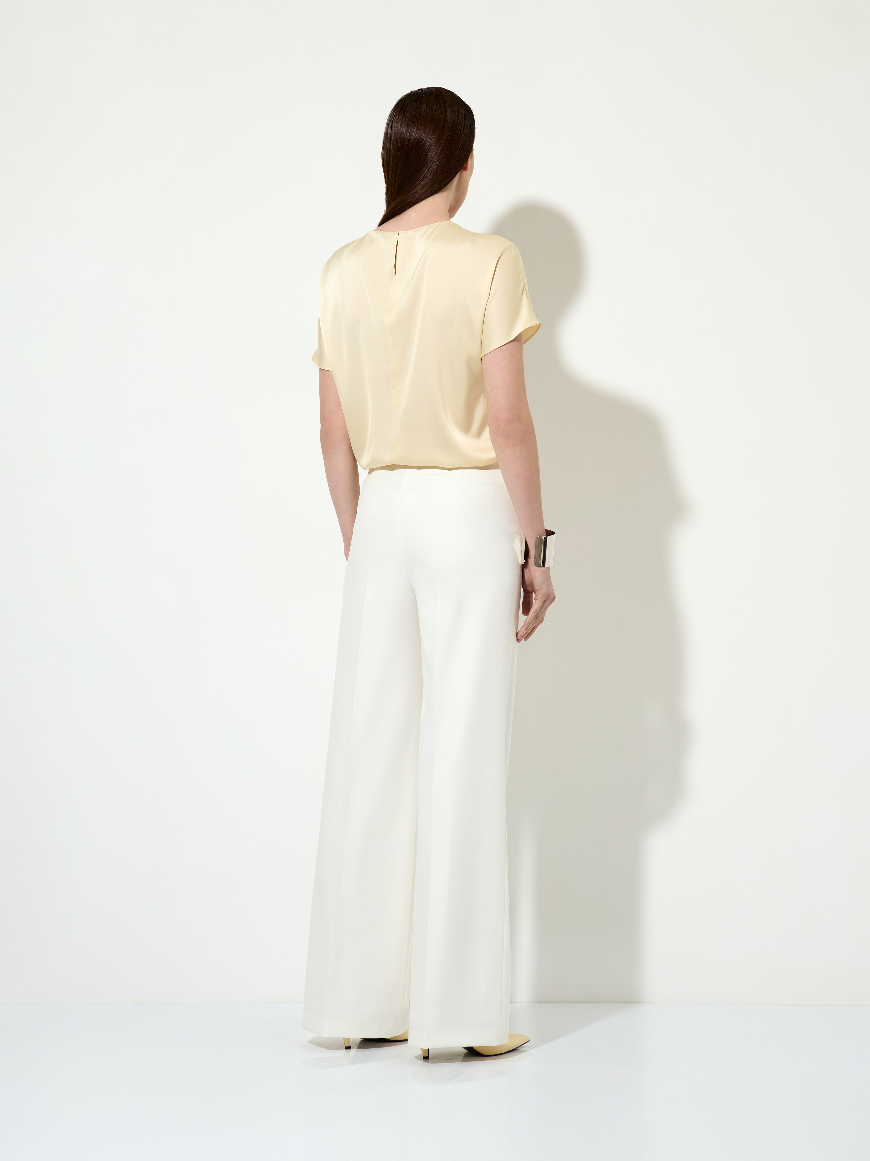 Trousers VASSA&Co, пол female, цвет white, фото №5