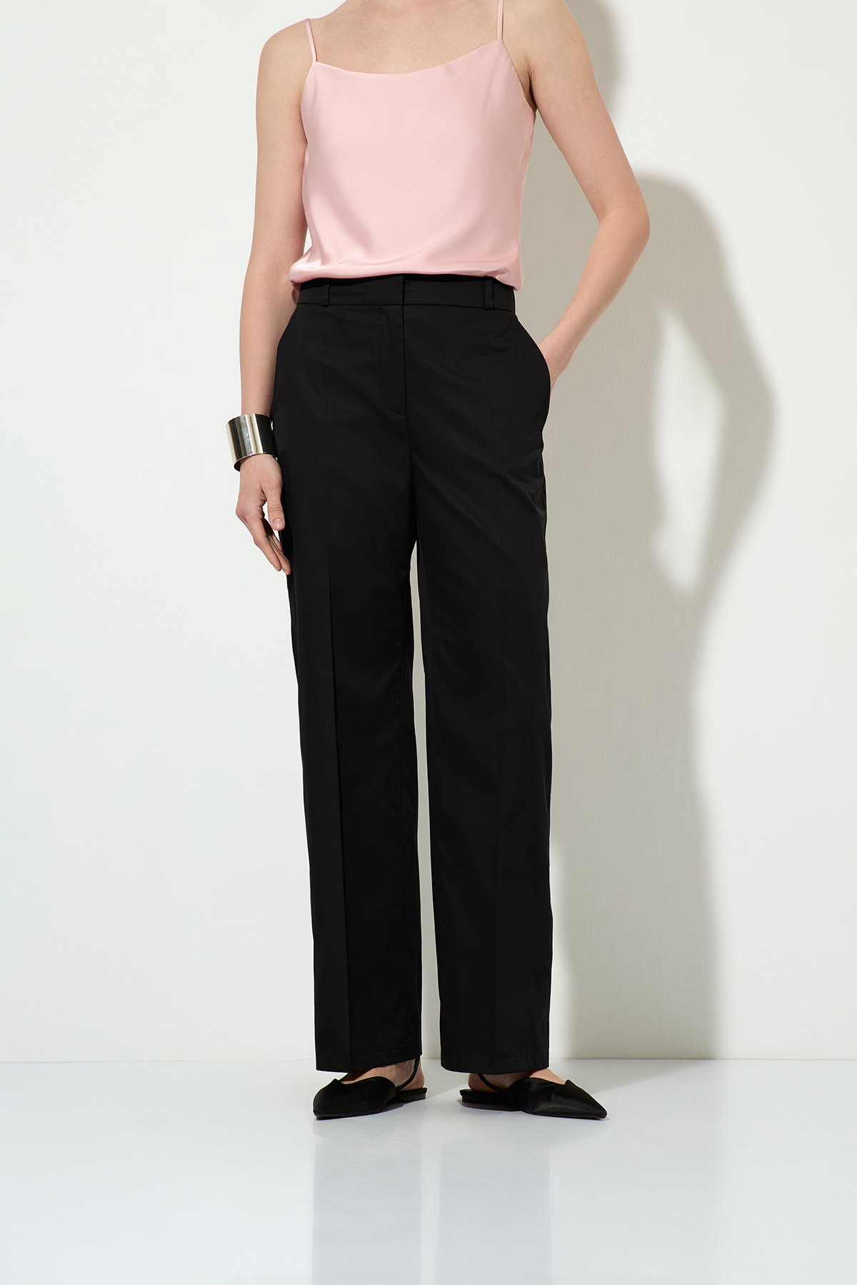 Trousers VASSA&Co, пол female, цвет black, фото №2