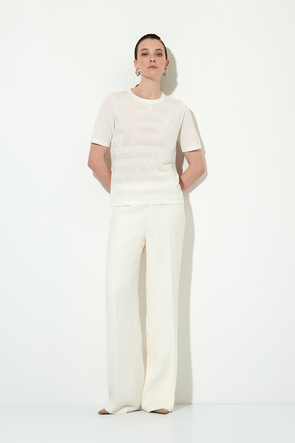 Jumper with sequins VASSA&Co, пол female, цвет бежевый, фото №3