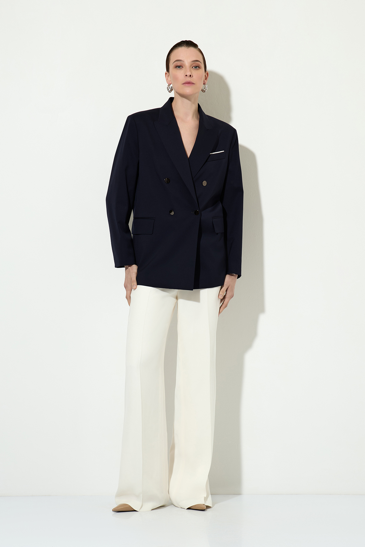 Двубортный жакет VASSA&Co, пол женский, цвет синий, фото №2