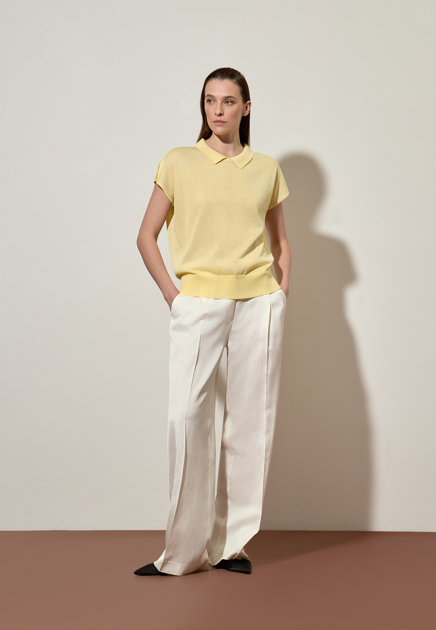 Джемпер-поло из вискозы и шелка VASSA CODE, пол женский, цвет желтый, фото №2