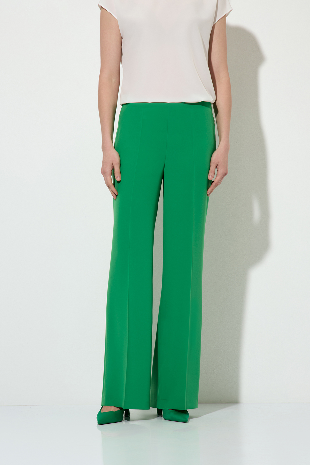 Trousers , пол female, цвет зеленый, фото №3