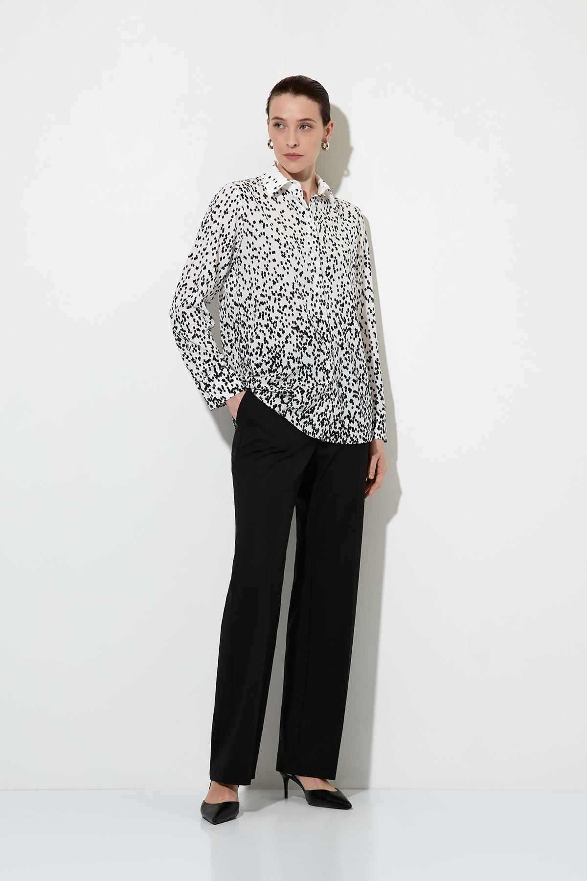 Блузка свободного силуэта VASSA&Co, пол женский, цвет белый, фото №2