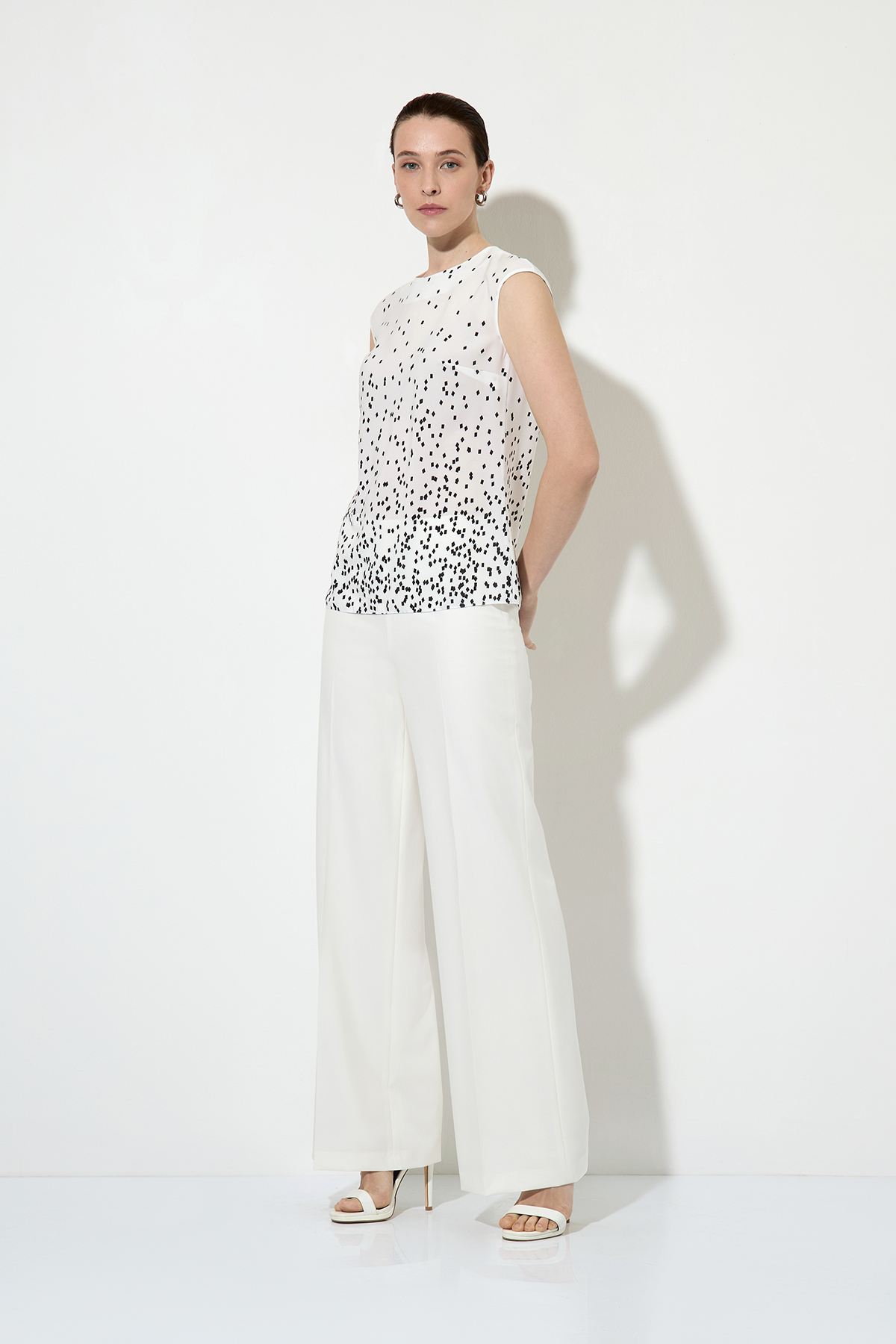 Брюки VASSA&Co, пол женский, цвет белый, фото №3