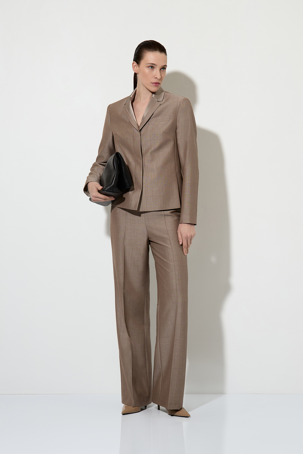 Жакет с отделкой из атласа VASSA&Co, пол женский, цвет коричневый, фото №6