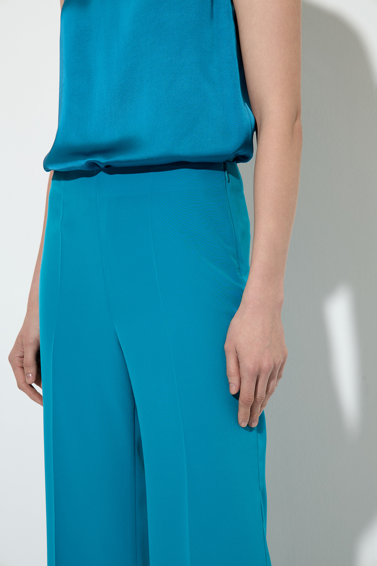 Брюки , пол женский, цвет зеленый, фото №2