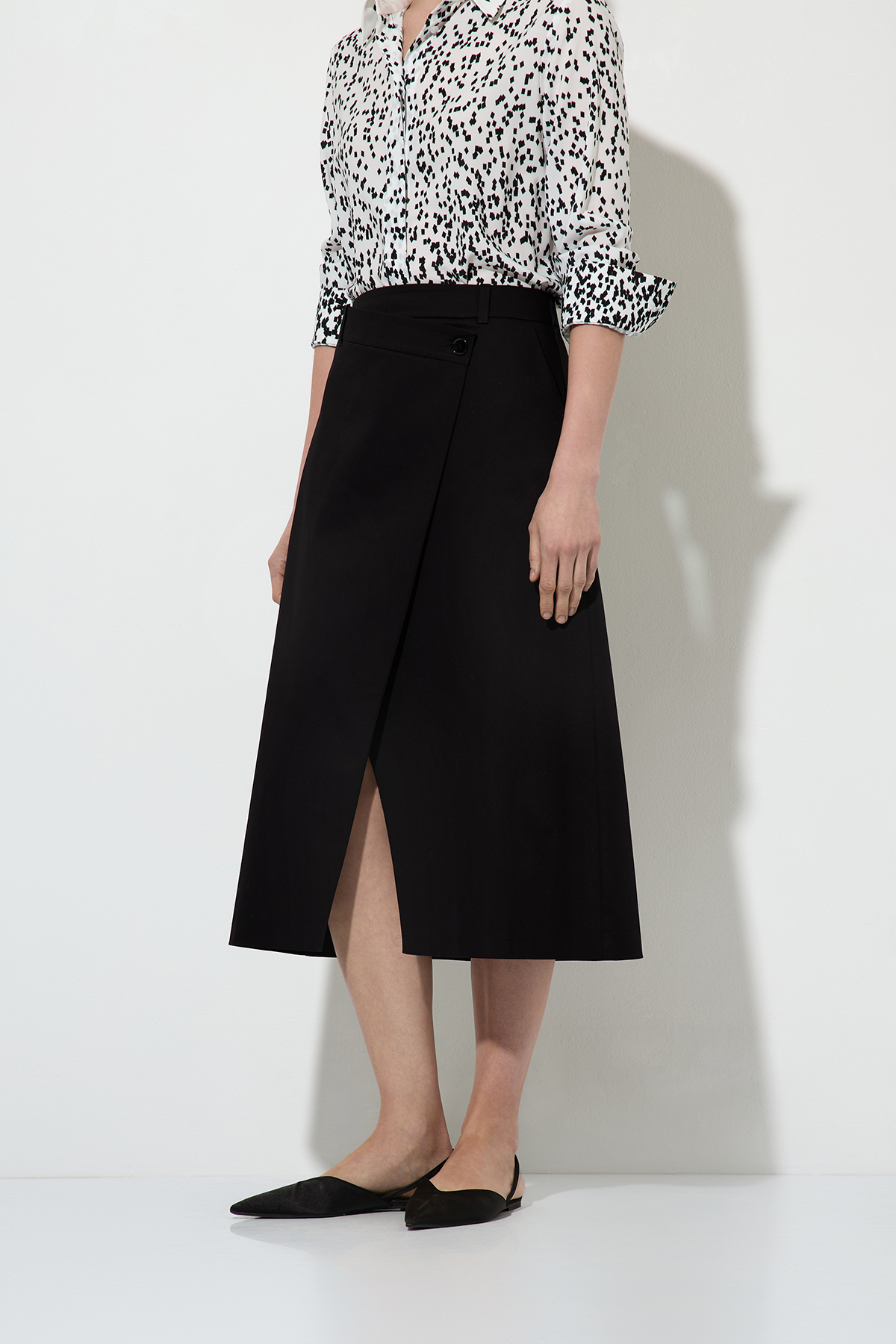 Skirt VASSA&Co, пол female, цвет black, фото №2