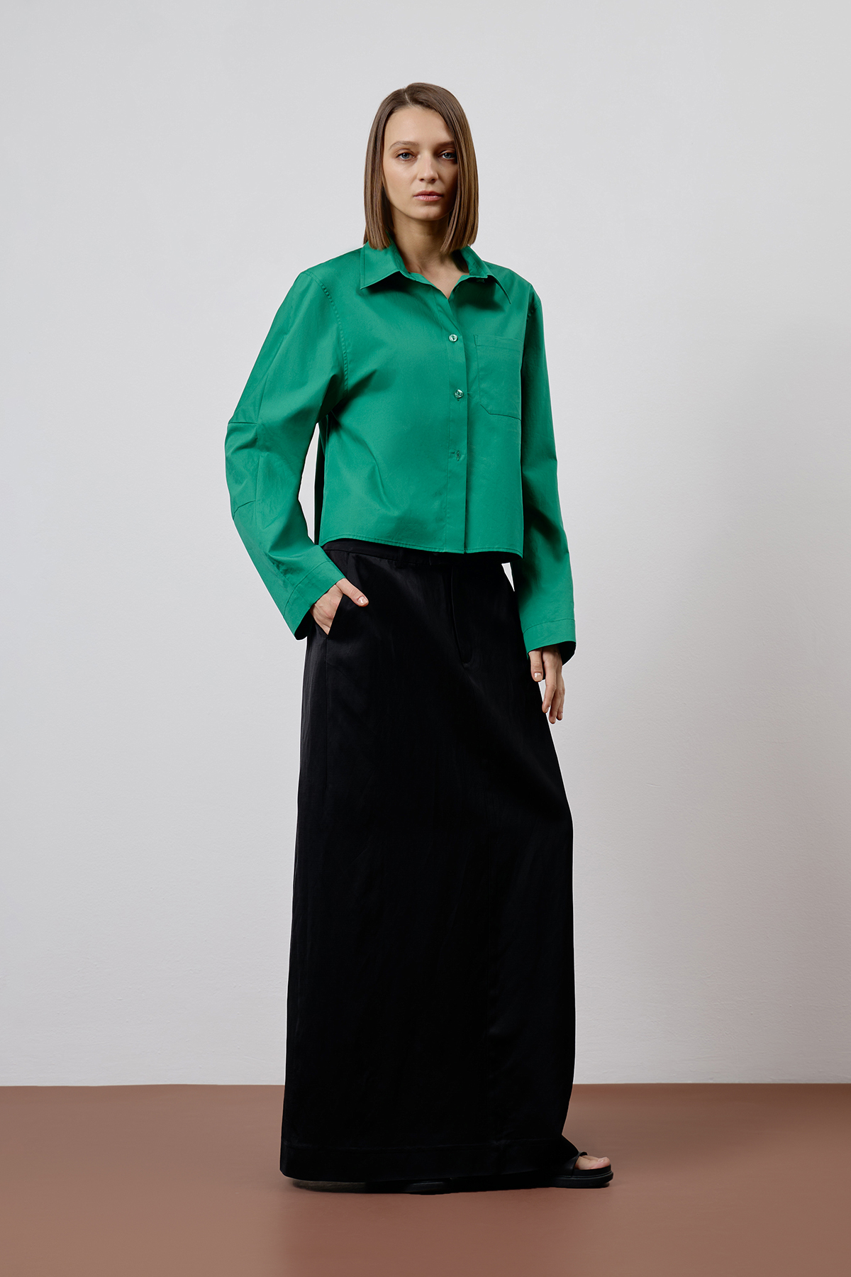 Укороченная рубашка VASSA CODE, пол female, цвет салатовый, фото №2