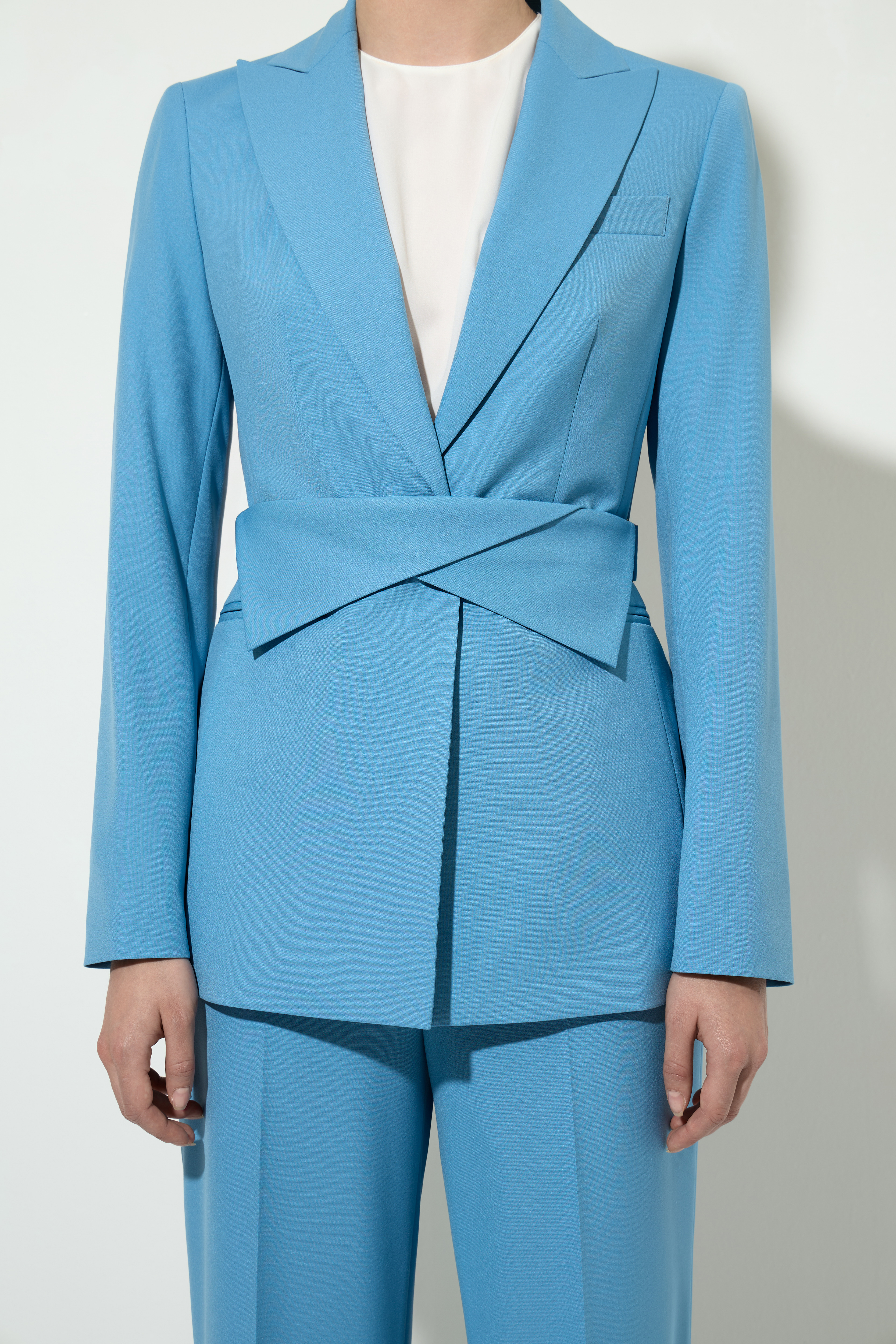 Жакет с акцентным поясом VASSA&Co, пол женский, цвет голубой, фото №2