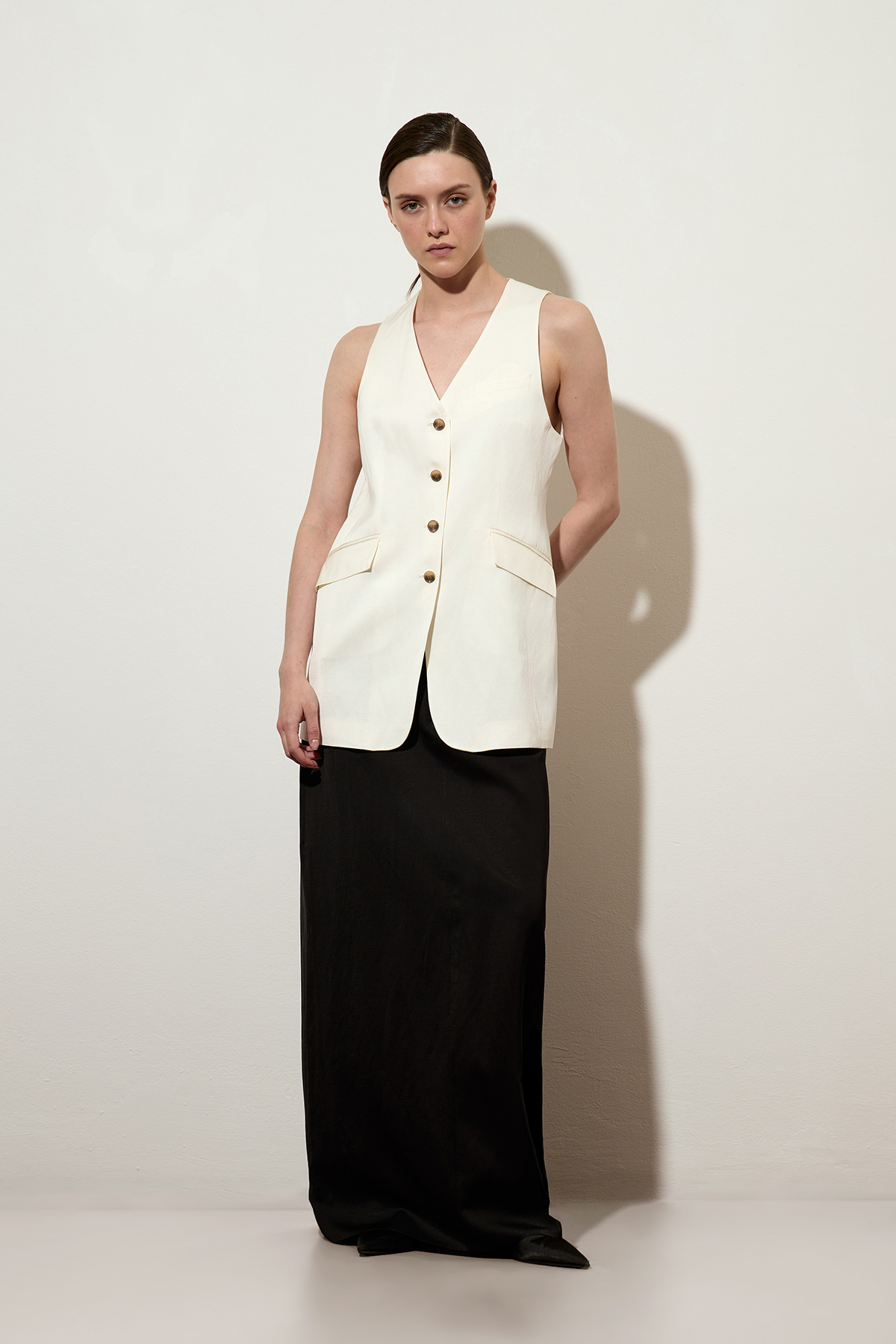 Жилет белый VASSA CODE, пол female, цвет white, фото №4