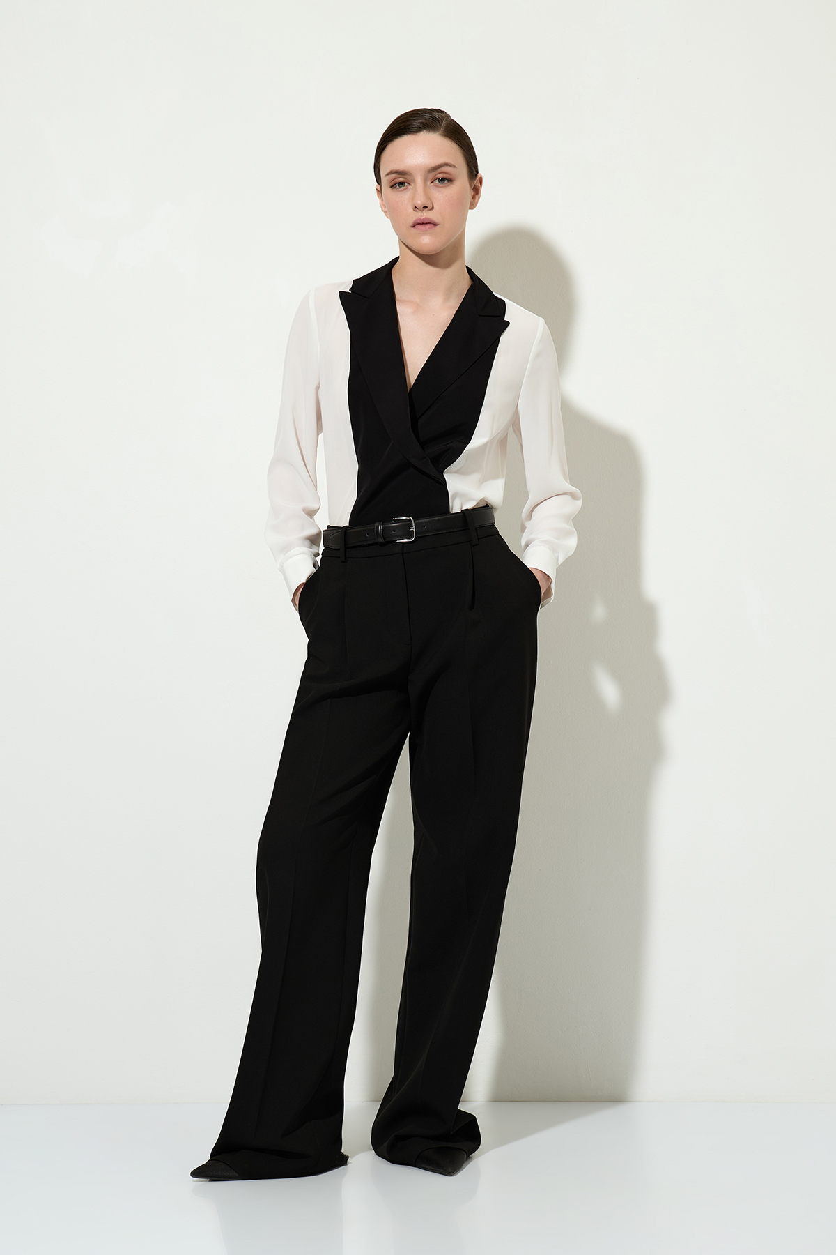 Блузка с английским воротником VASSA&Co, пол женский, цвет белый, фото №4