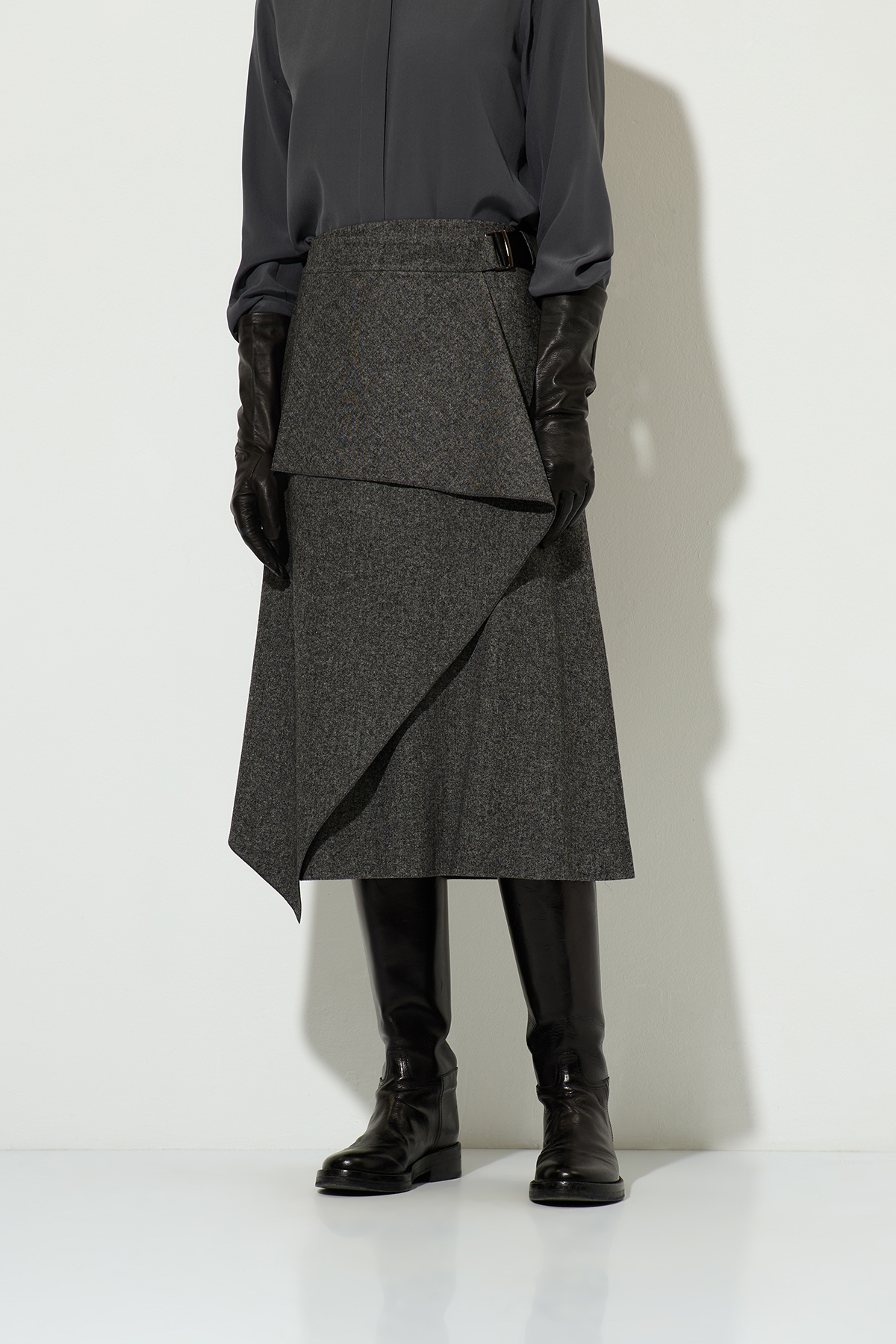 Юбка с асимметричным запахом VASSA&Co, пол женский, цвет серый, фото №2