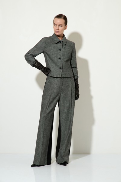 Брюки в стиле color block VASSA&Co, пол женский, цвет серый, фото №4