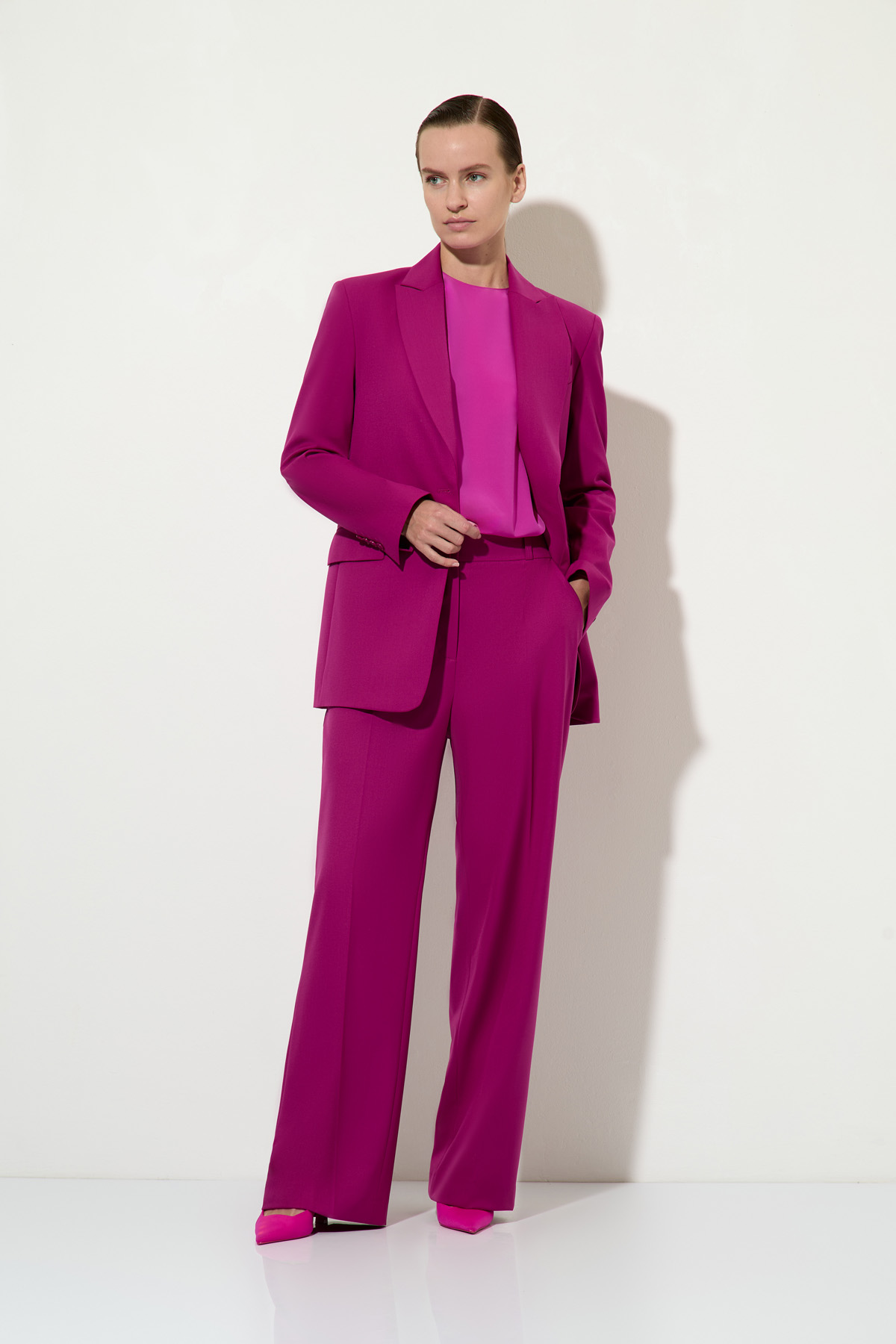 Блузка со спущенной линией плеча VASSA&Co, пол женский, цвет фиолетовый, фото №3