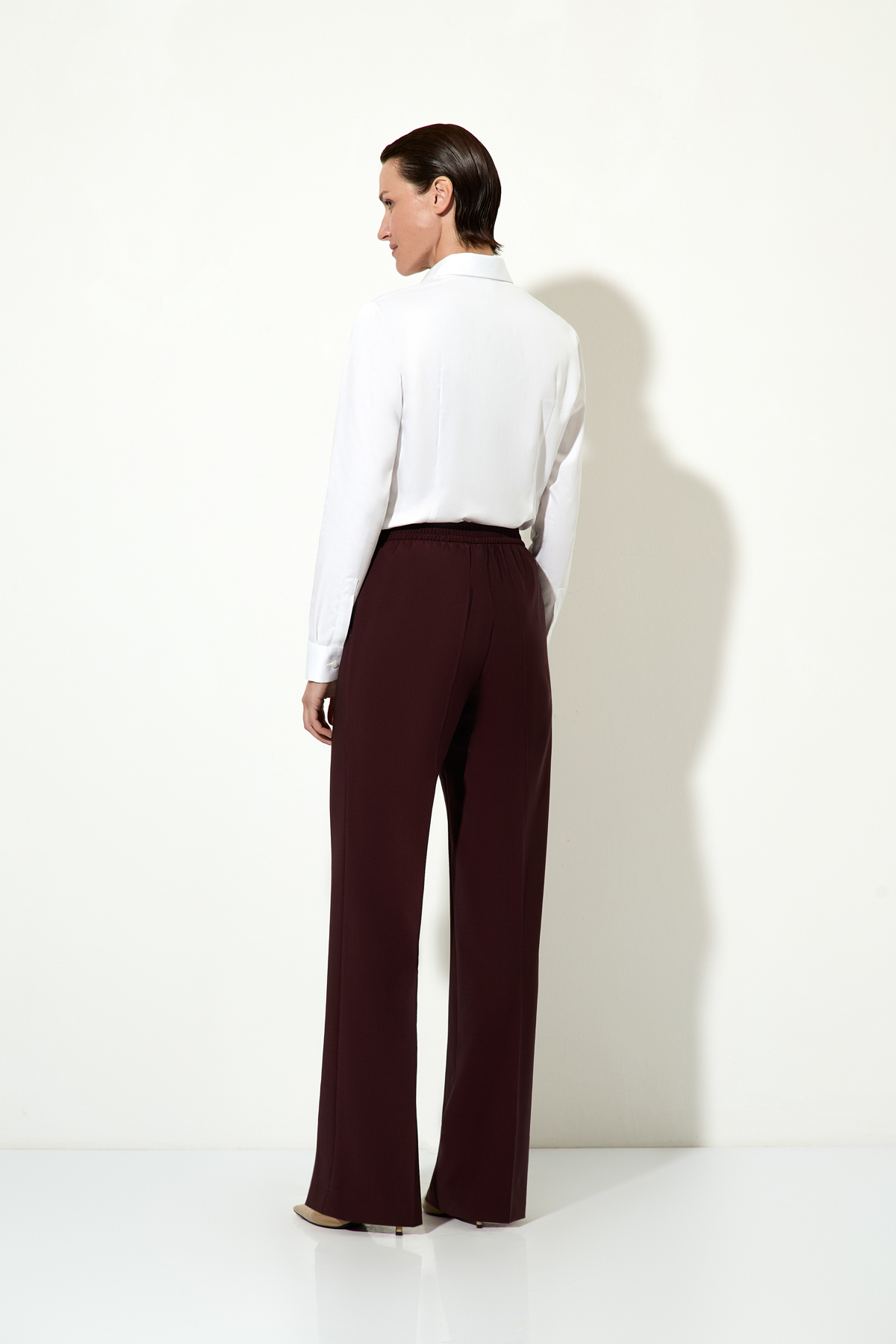 Брюки классические бордовые VASSA&Co, пол женский, цвет бордовый, фото №2