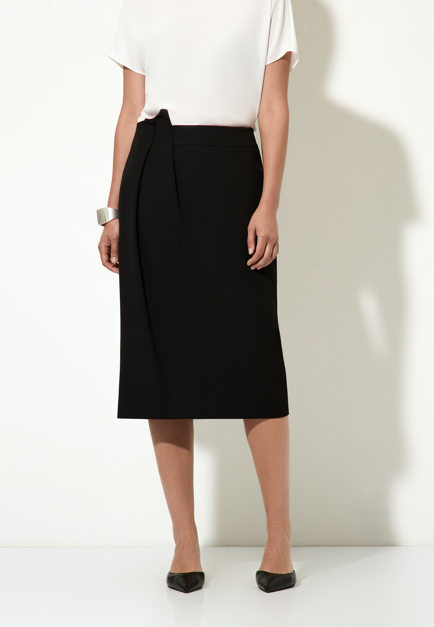 Юбка с асимметричной драпировкой VASSA&Co, пол female, цвет black, фото №2