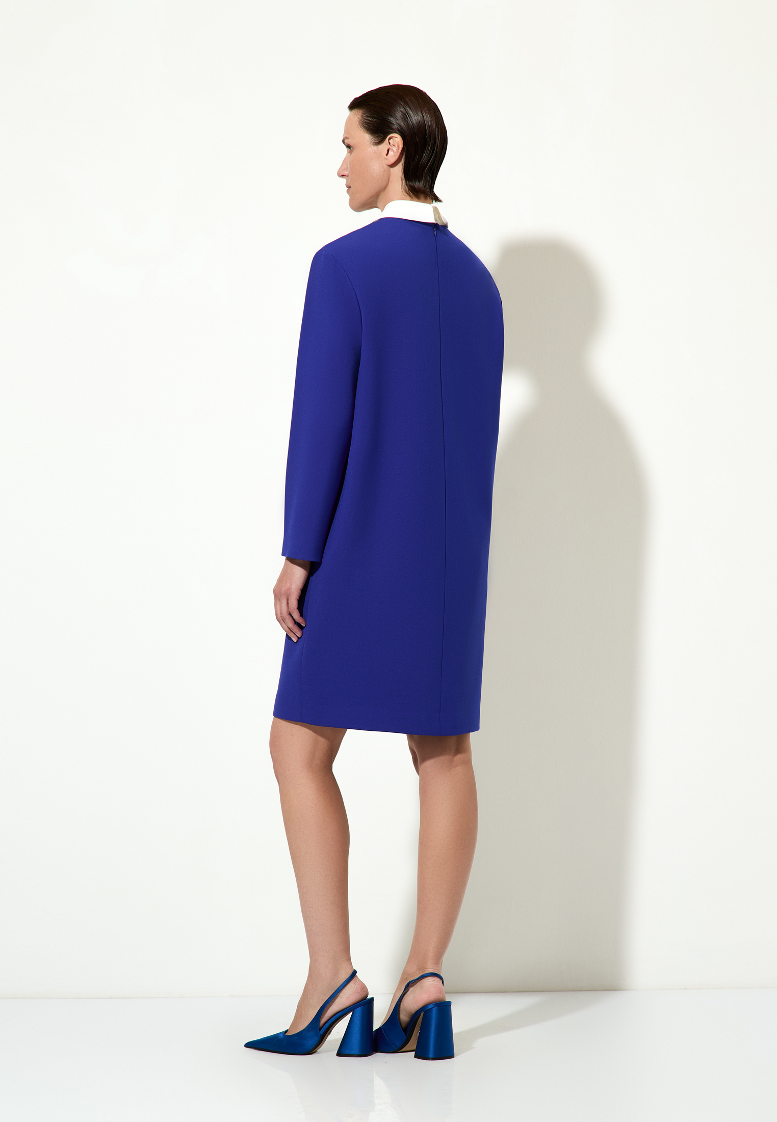Платье со съемной манишкой VASSA&Co, пол женский, цвет синий, фото №3