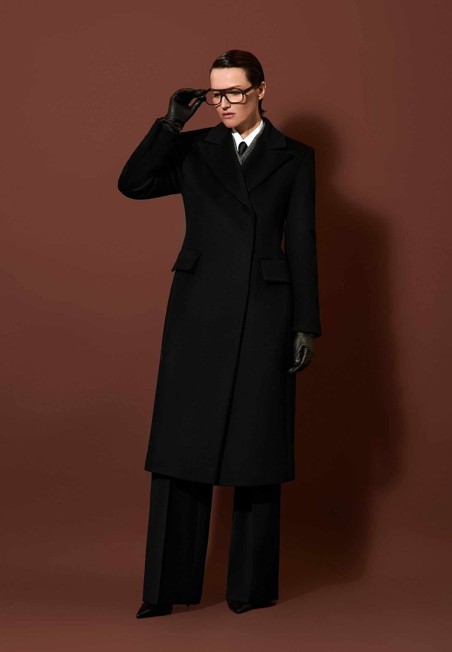 Приталенное пальто из шерсти и кашемира VASSA&Co, пол женский, цвет черный, фото №2