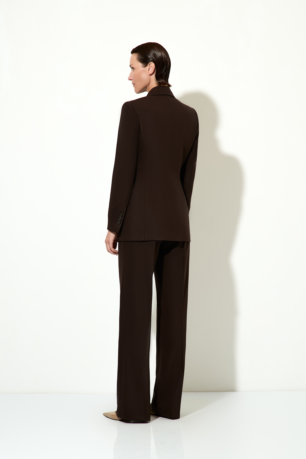 Жакет классический VASSA&Co, пол женский, цвет коричневый, фото №2