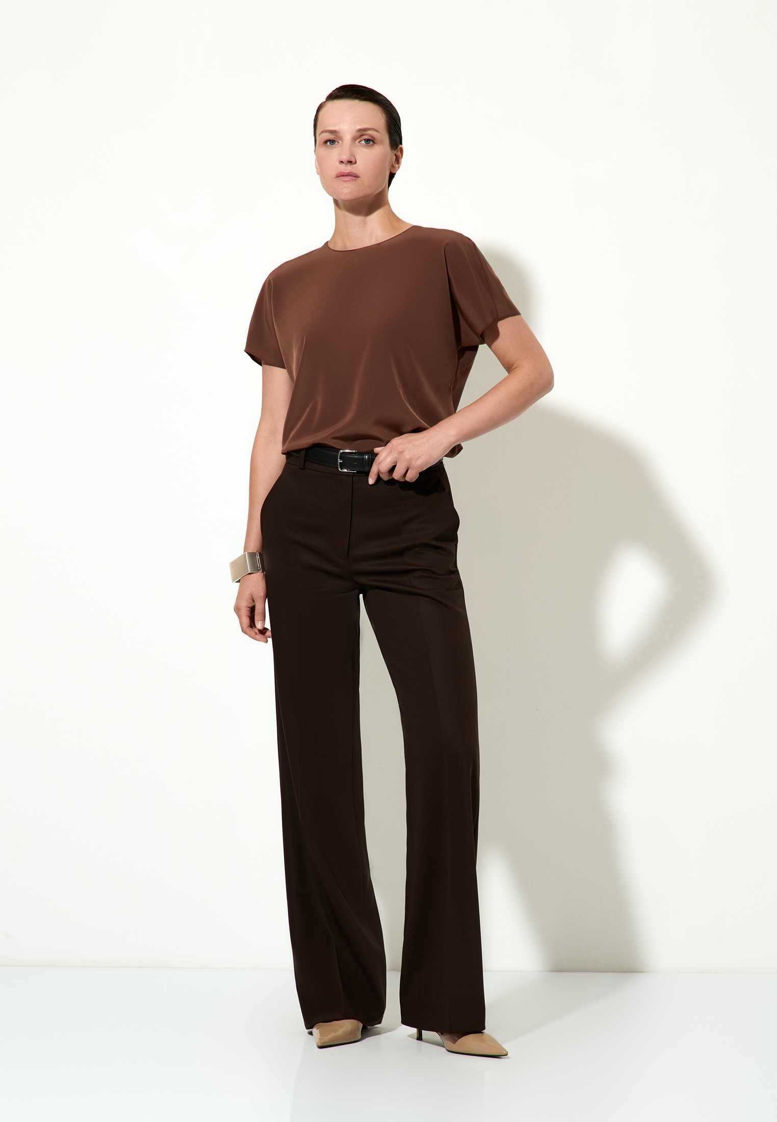 Брюки прямые VASSA&Co, пол женский, цвет коричневый, фото №3