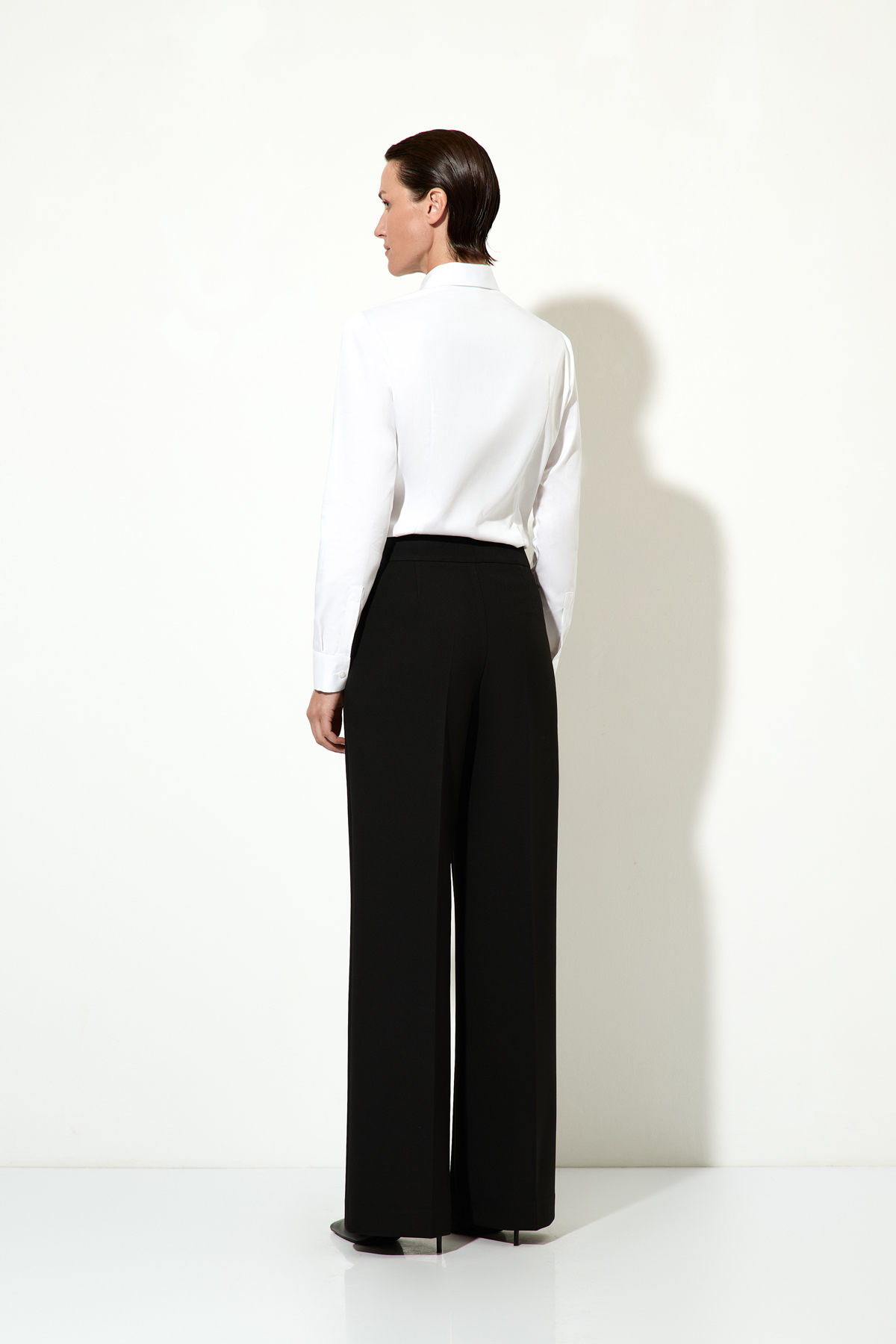 Брюки черные VASSA&Co, пол female, цвет black, фото №3