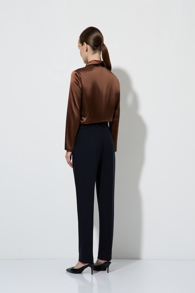 Брюки зауженные VASSA&Co, пол женский, цвет синий, фото №4