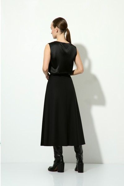Юбка с контрастной деталью VASSA&Co, пол женский, цвет черный, фото №3