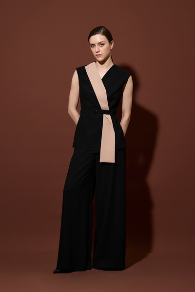 Удлиненный жилет с акцентной деталью VASSA&Co, пол женский, цвет бежевый, фото №2