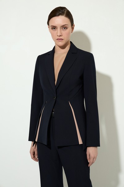 Однобортный жакет приталенного силуэта VASSA&Co, пол женский, цвет синий, фото №4