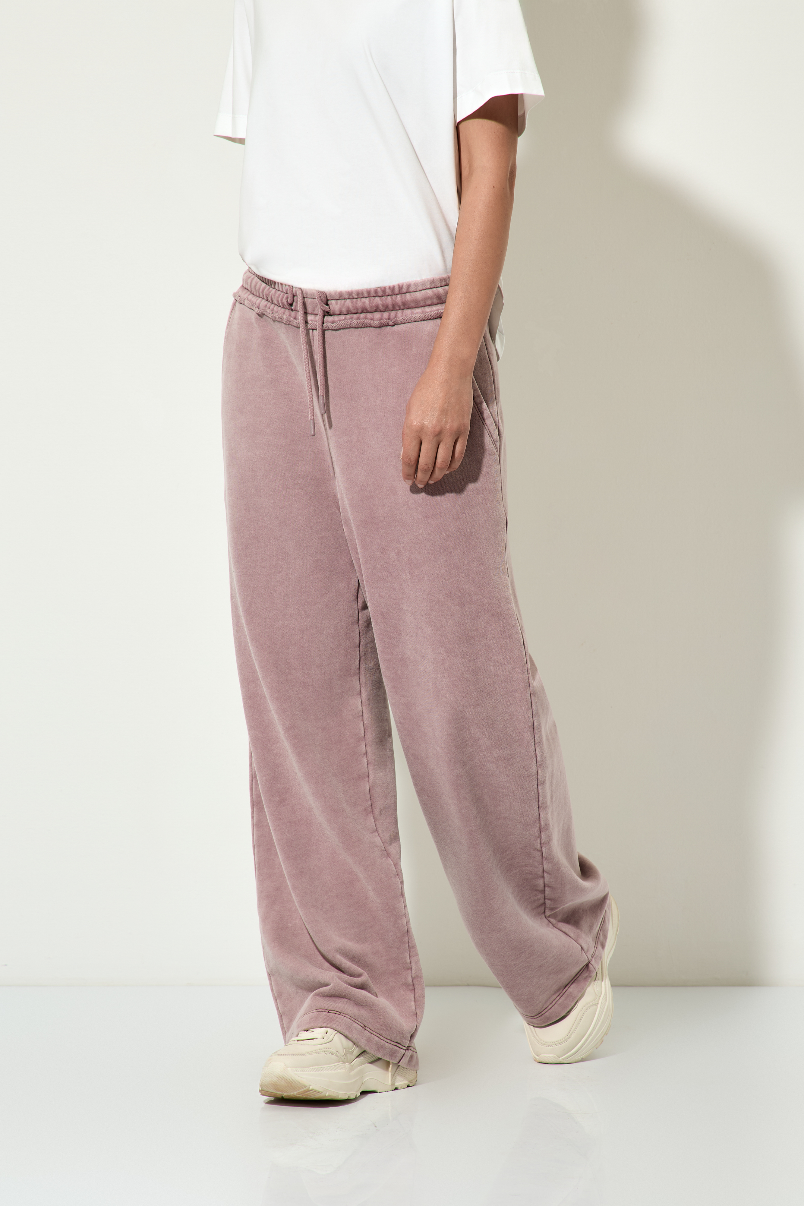 Брюки трикотажные спортивные VASSA CODE, VASSA&Co, пол female, цвет purple, фото №2