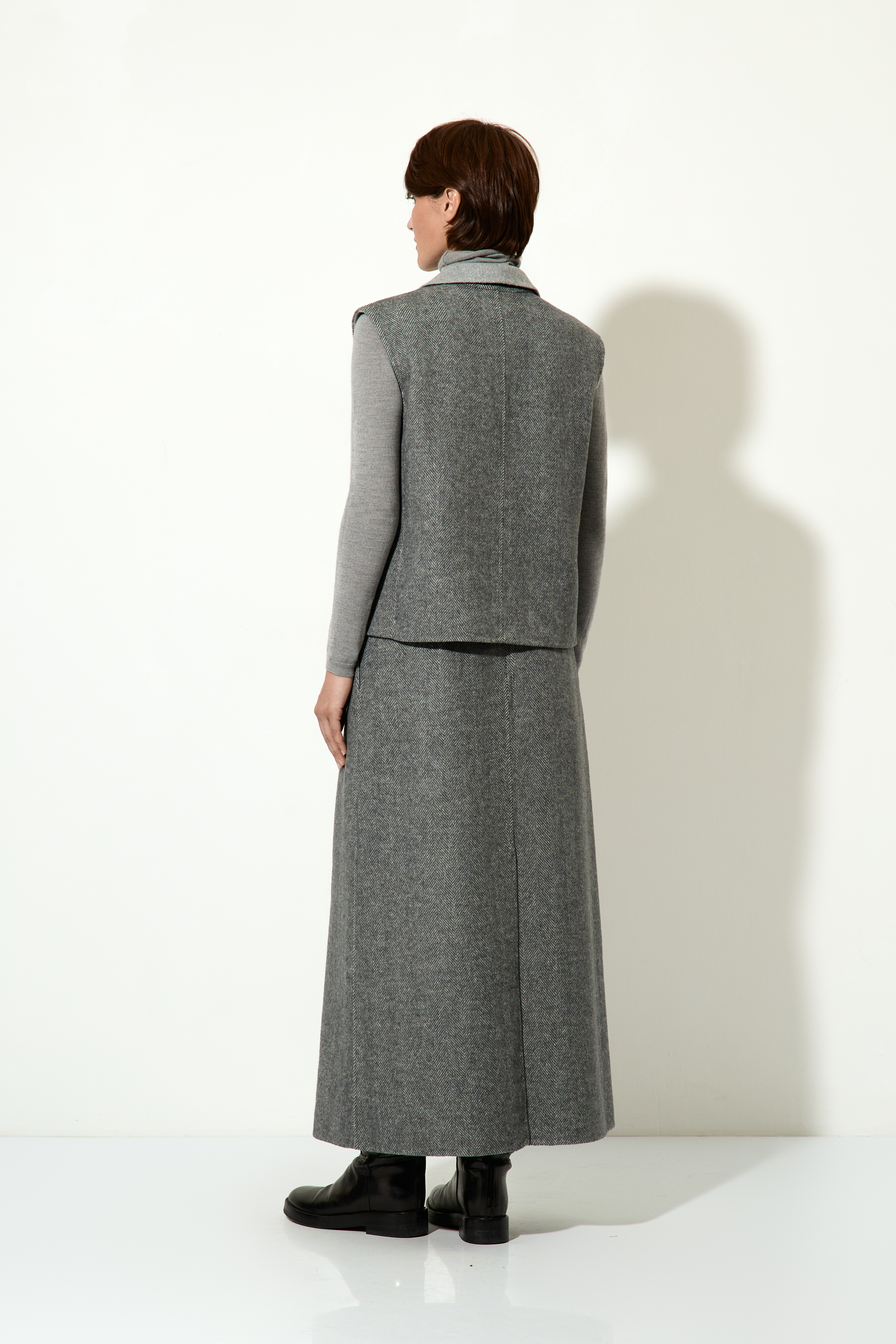 Жилет VASSA CODE, пол женский, цвет серый, фото №4