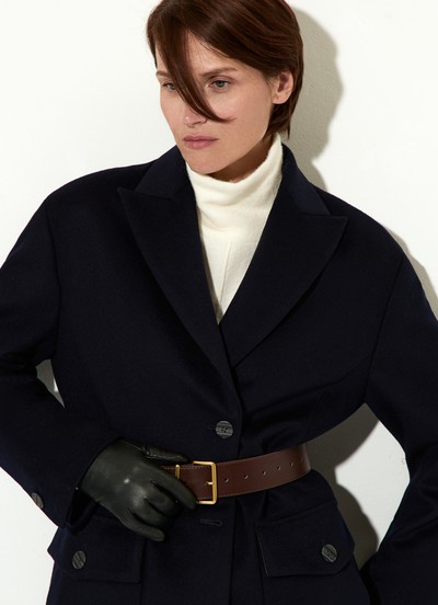 Кожаный ремень с металлической пряжкой VASSA&Co, пол женский, цвет коричневый, фото №3