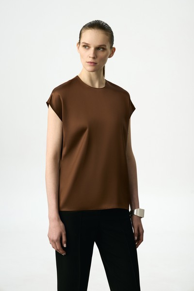 Блузка атласная коричневая VASSA&Co, пол женский, цвет коричневый, фото №2