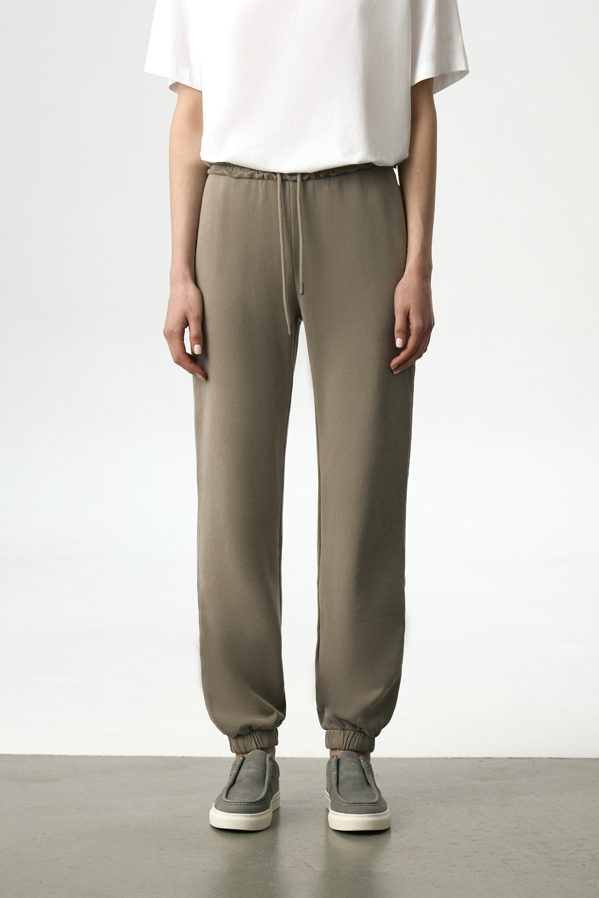 Брюки-джоггеры VASSA CODE, пол женский, цвет зеленый, фото №3