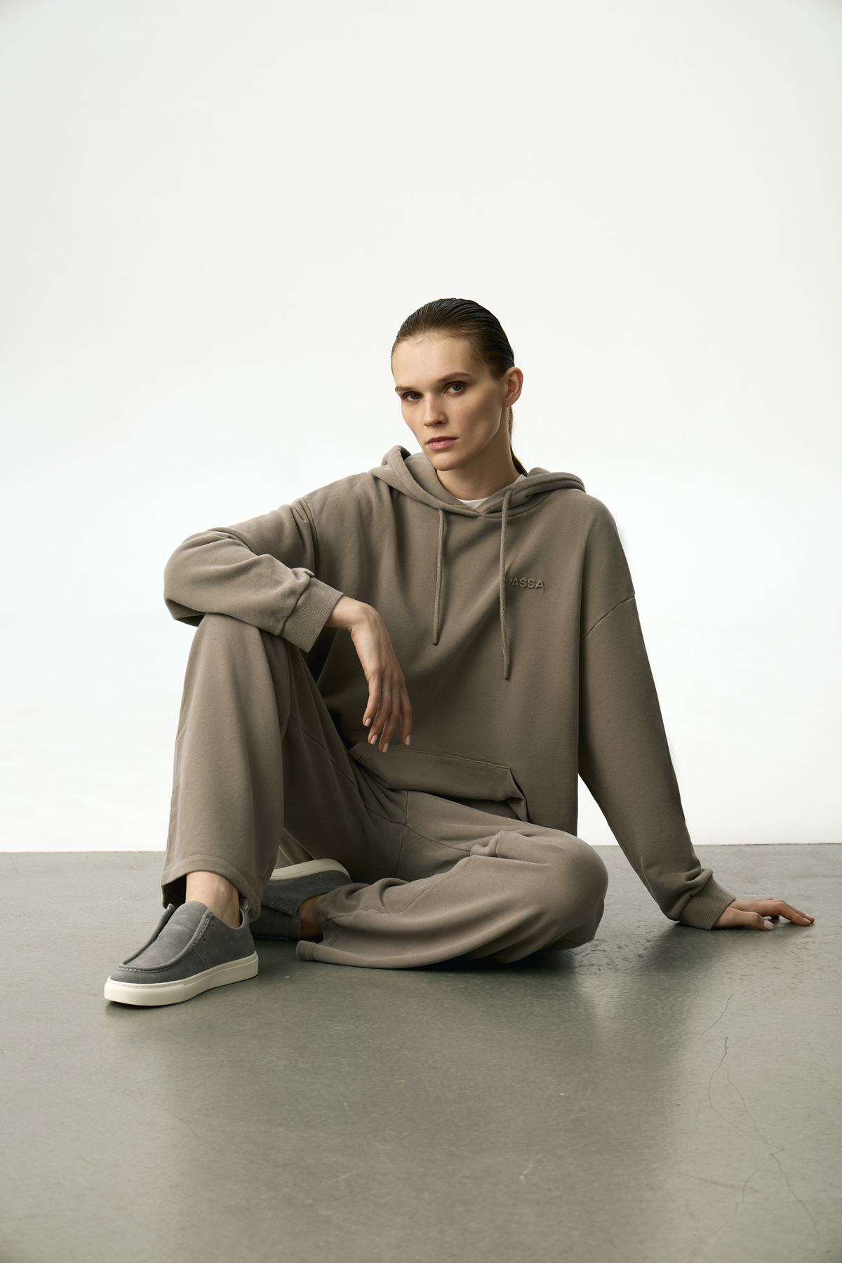 Худи зеленого цвета VASSA CODE, пол женский, цвет зеленый, фото №3