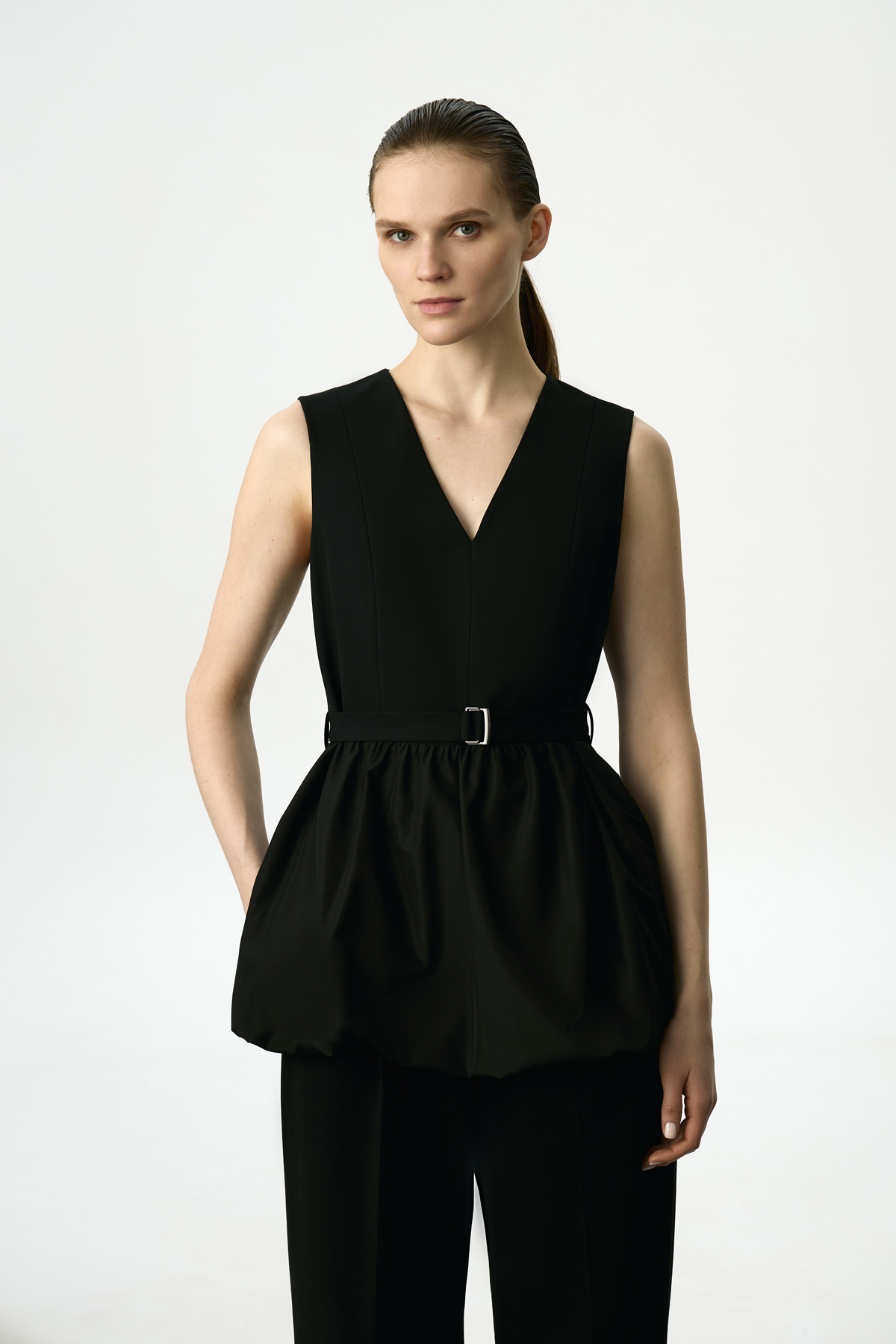 Жилет с баской VASSA&Co, пол женский, цвет черный, фото №5