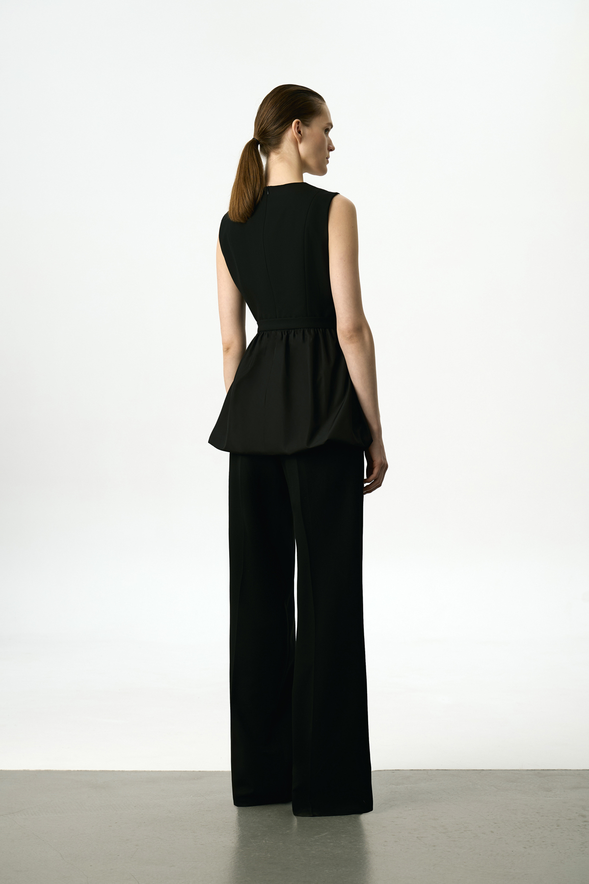 Жилет с баской VASSA&Co, пол женский, цвет черный, фото №4