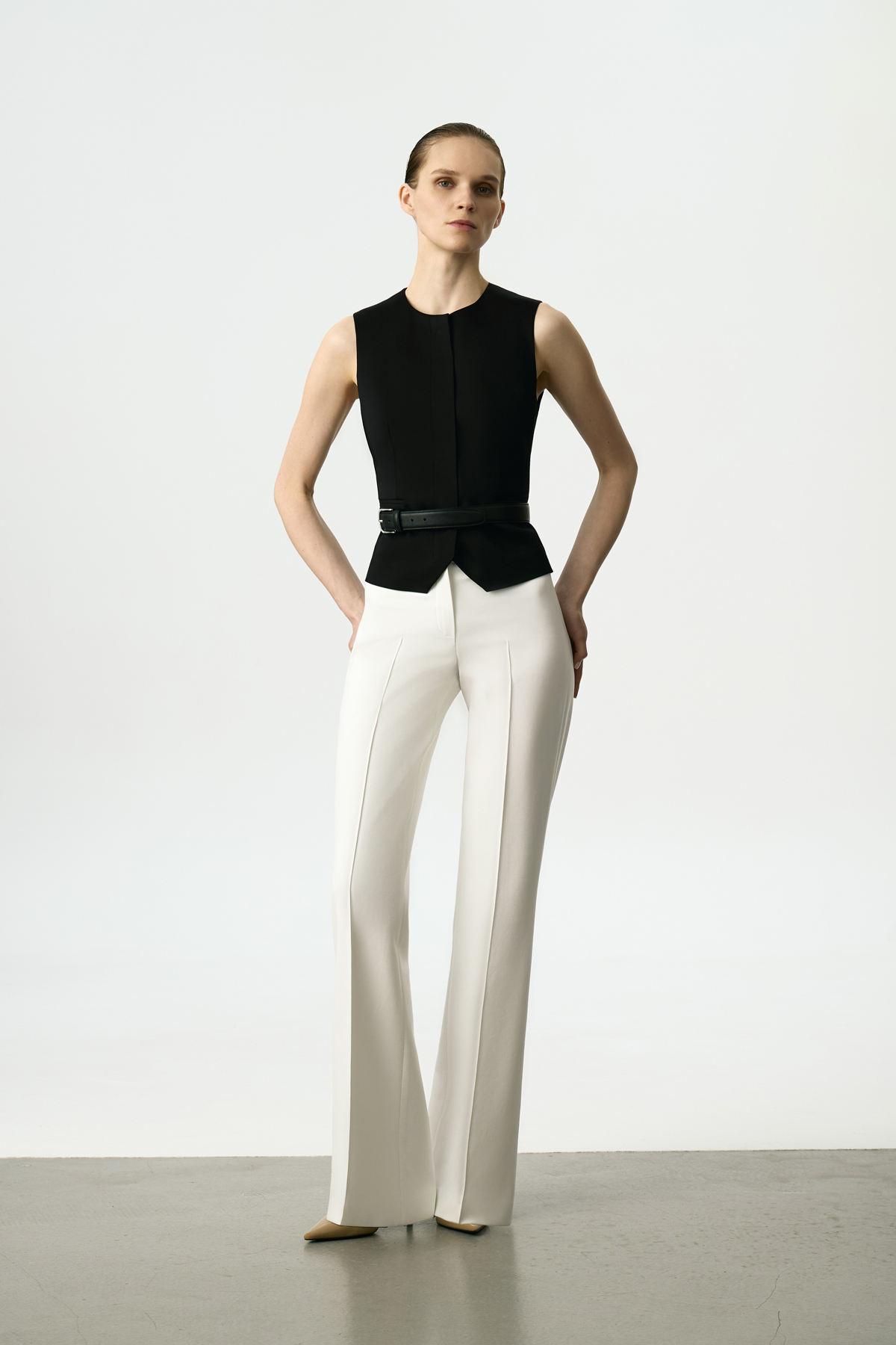 Жилет VASSA&Co, пол женский, цвет черный, фото №3