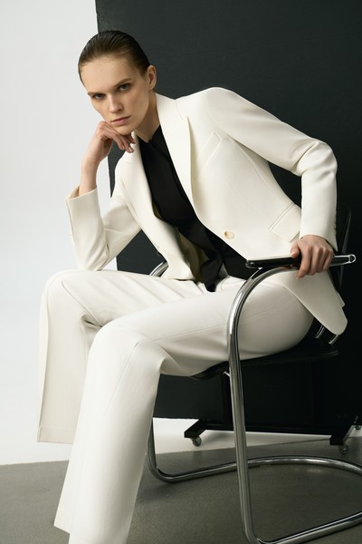 Брюки белые VASSA&Co, пол женский, цвет белый, фото №3