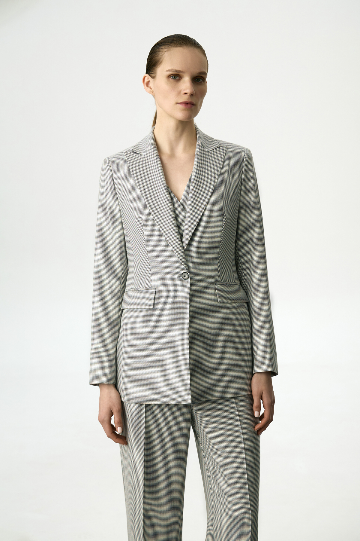 Жакет жемчужного цвета VASSA&Co, пол женский, цвет серый, фото №4