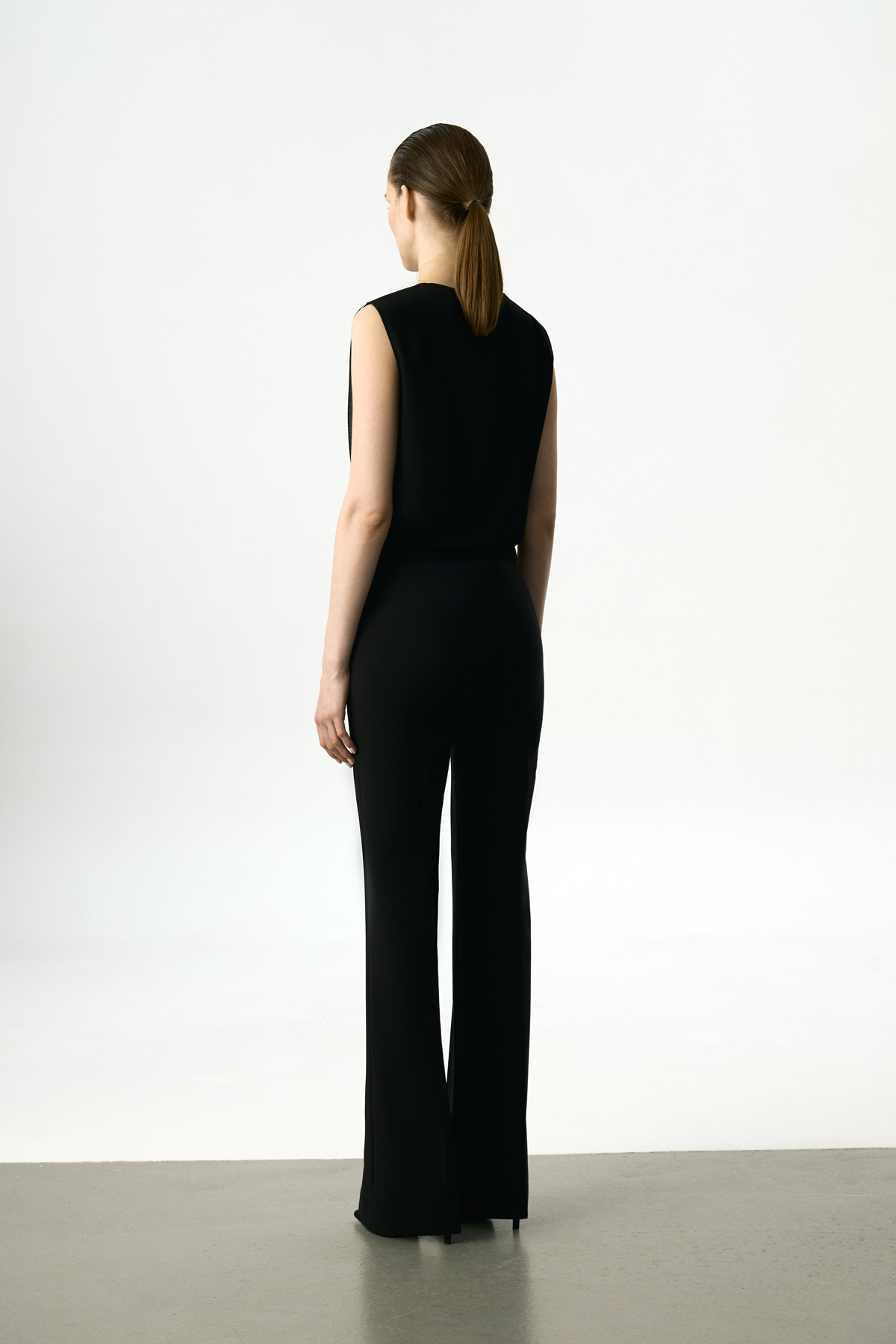 Брюки классические со стрелками VASSA&Co, пол женский, цвет черный, фото №4