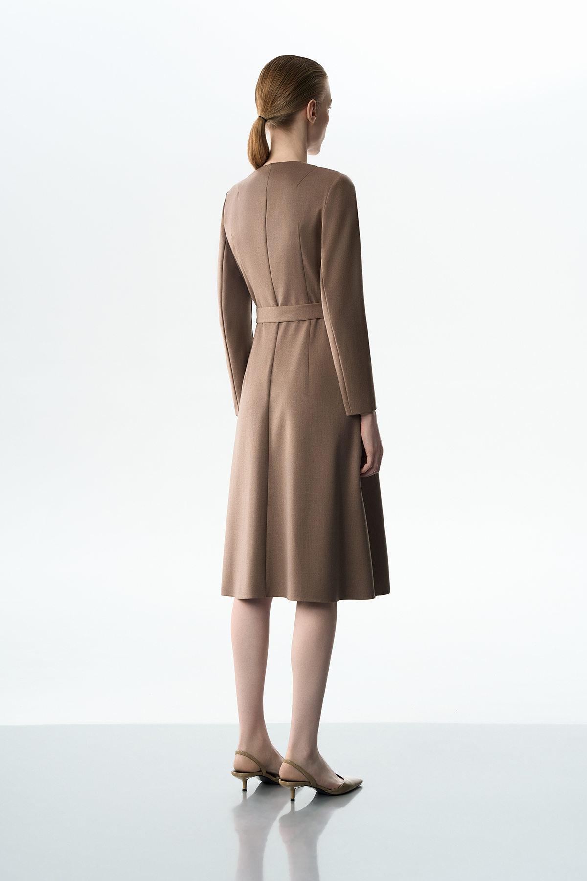 Платье коричневое VASSA&Co, пол female, цвет brown, фото №4