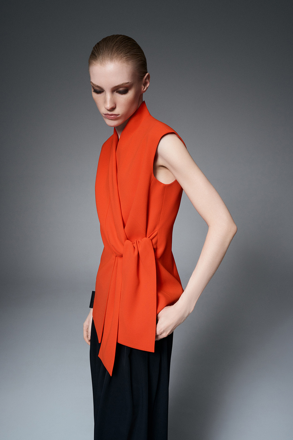 Жилет асимметричный VASSA&Co, пол женский, цвет красный, фото №5