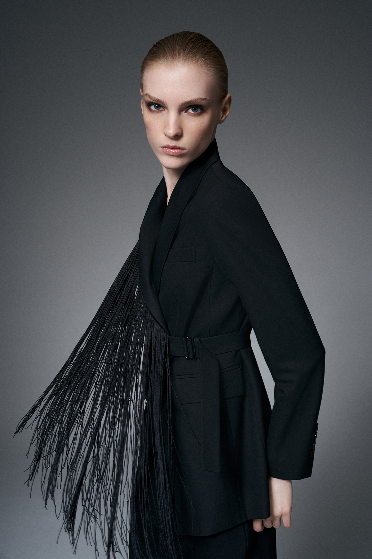 Жилет с бахромой VASSA&Co, пол женский, цвет черный, фото №2