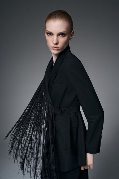 Жилет с бахромой VASSA&Co, пол женский, цвет черный, фото №2