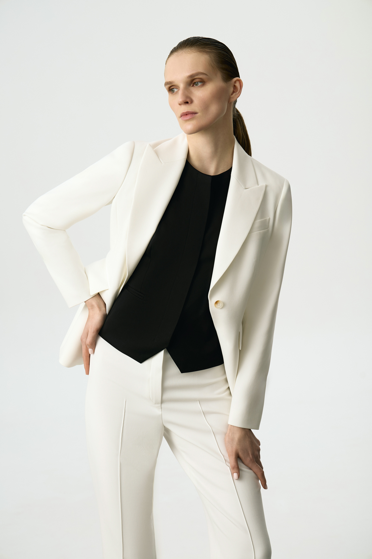 Жакет однобортный белый VASSA&Co, пол женский, цвет белый, фото №2