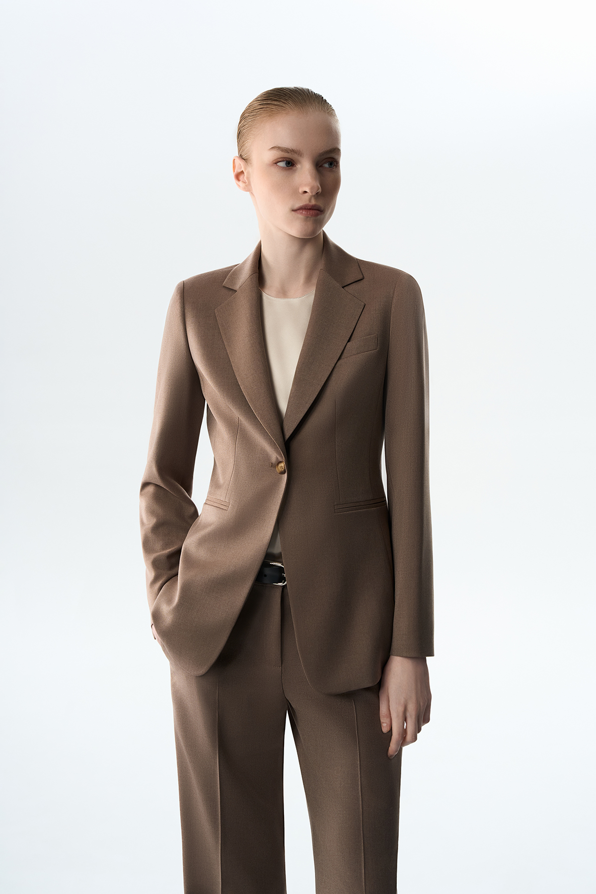 Жакет коричневый VASSA&Co, пол женский, цвет коричневый, фото №3